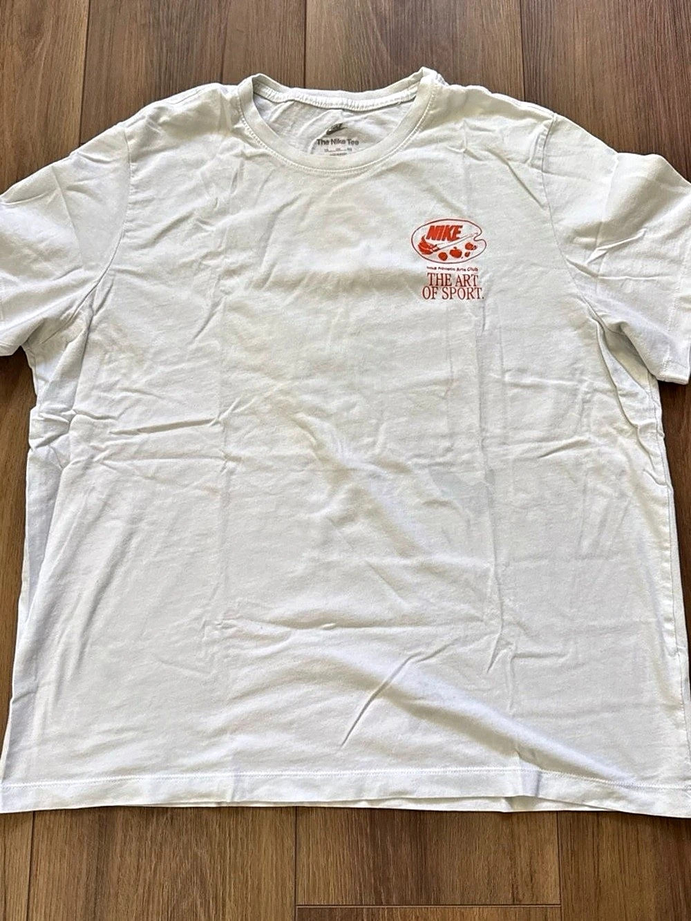 Nike The Nike Tee Graphic Tee White & Red XL